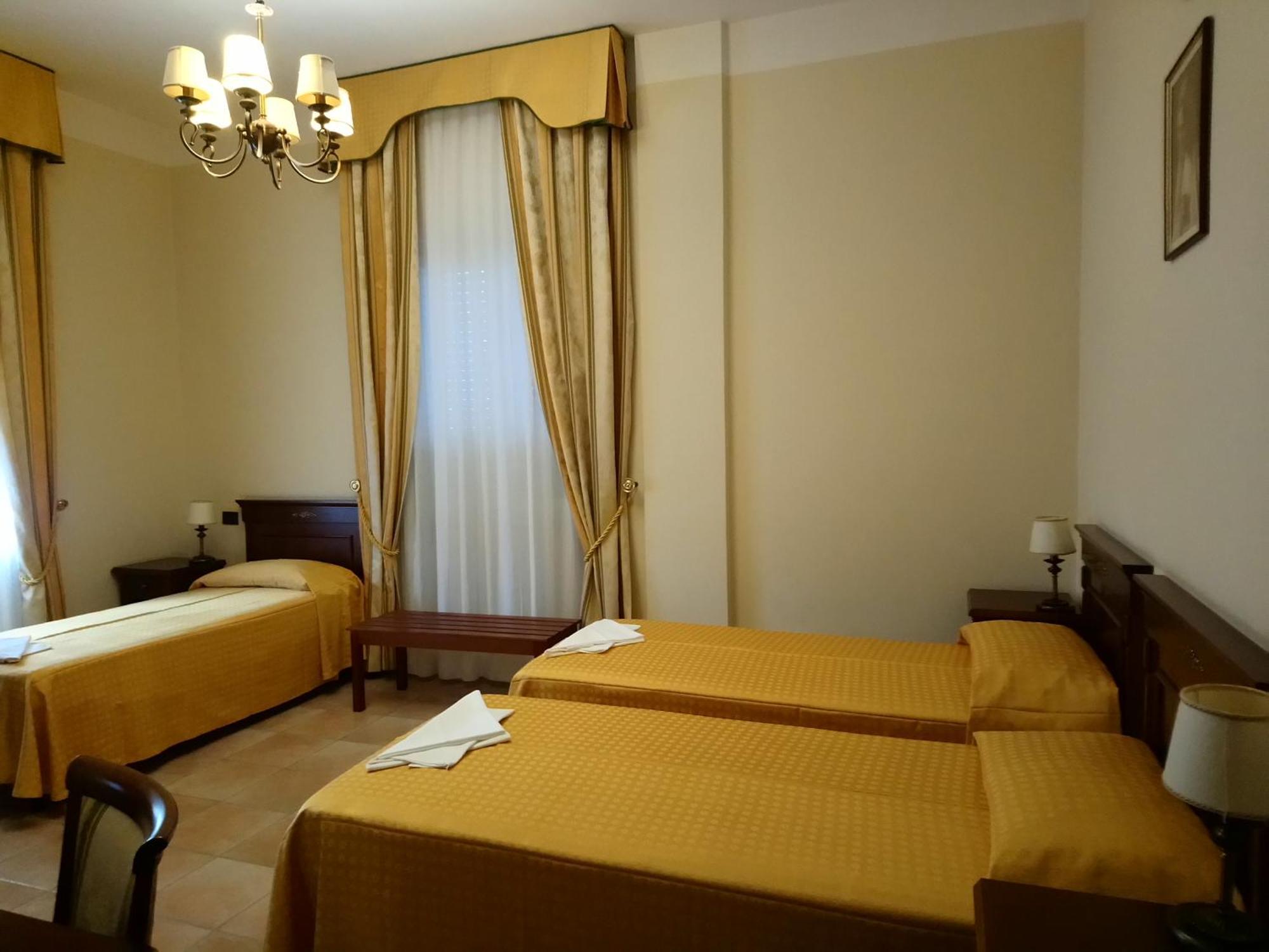 Casapaceebene Hotel San Giovanni Rotondo Exterior foto