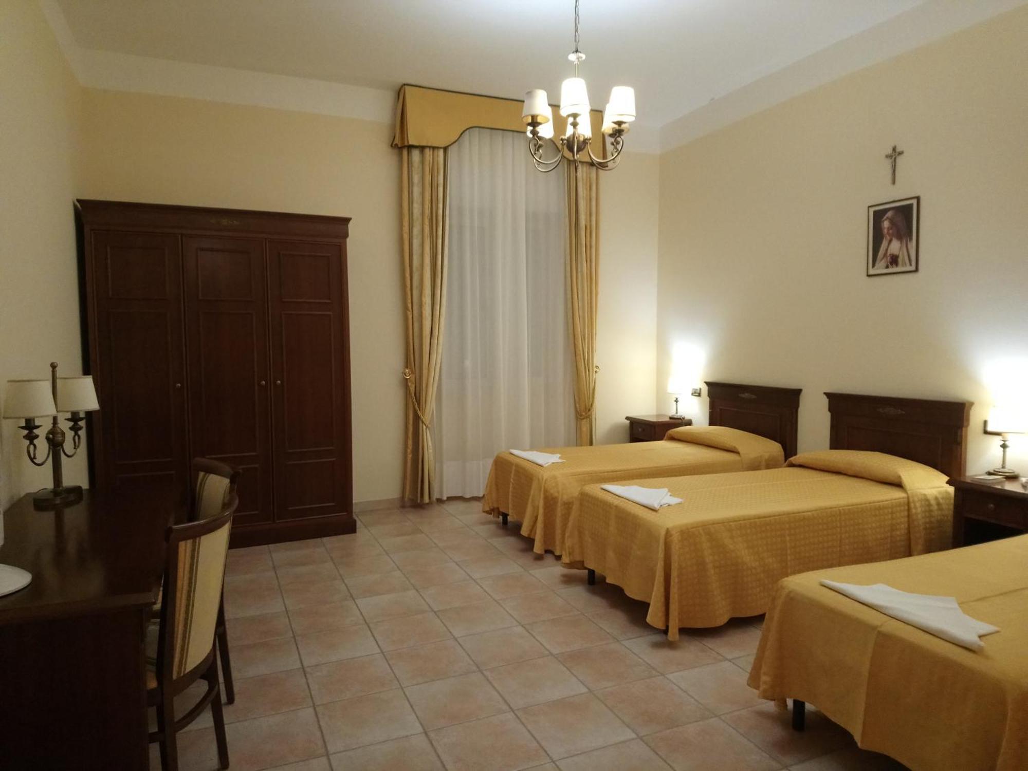 Casapaceebene Hotel San Giovanni Rotondo Exterior foto